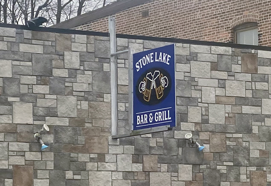 stonelake bar and grill